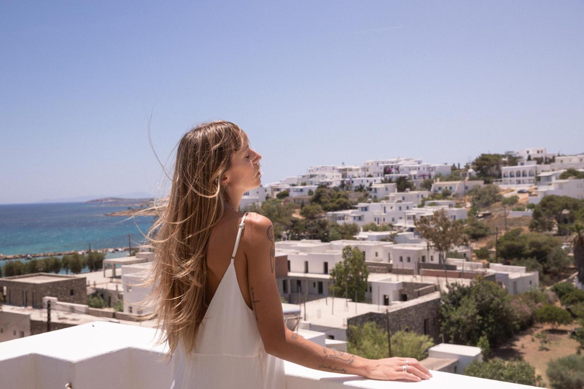 Aloni Hotel & Suites Piso Livadi Exterior photo